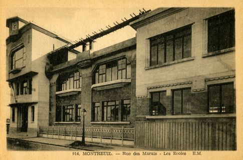 Groupe scolaire Marais de Villiers, rue des Marais(carte postale) ©Coll. Musée de l’Histoire vivante