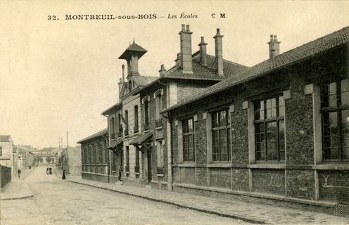 Groupe scolaire Paul-Bert, rue Lavoisier, au début du XXe siècle (carte postale) ©Coll. Musée de l’Histoire vivante