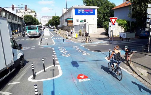 [Communiqué] Avenue Gabriel-Péri à Montreuil (93) : le projet de réaménagement ambitieux du Département de la Seine-Saint-Denis au profit de la revégétalisation et de la circulation des bus, des vélos et des piétons va pouvoir se poursuivre.