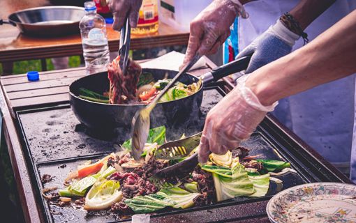 Les cuisines du monde descendent dans la rue à Montreuil !