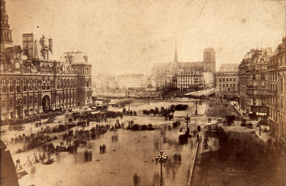 Photo de l’Hôtel de Ville de Paris durant la Commune ©Coll. Musée de l'Histoire vivante